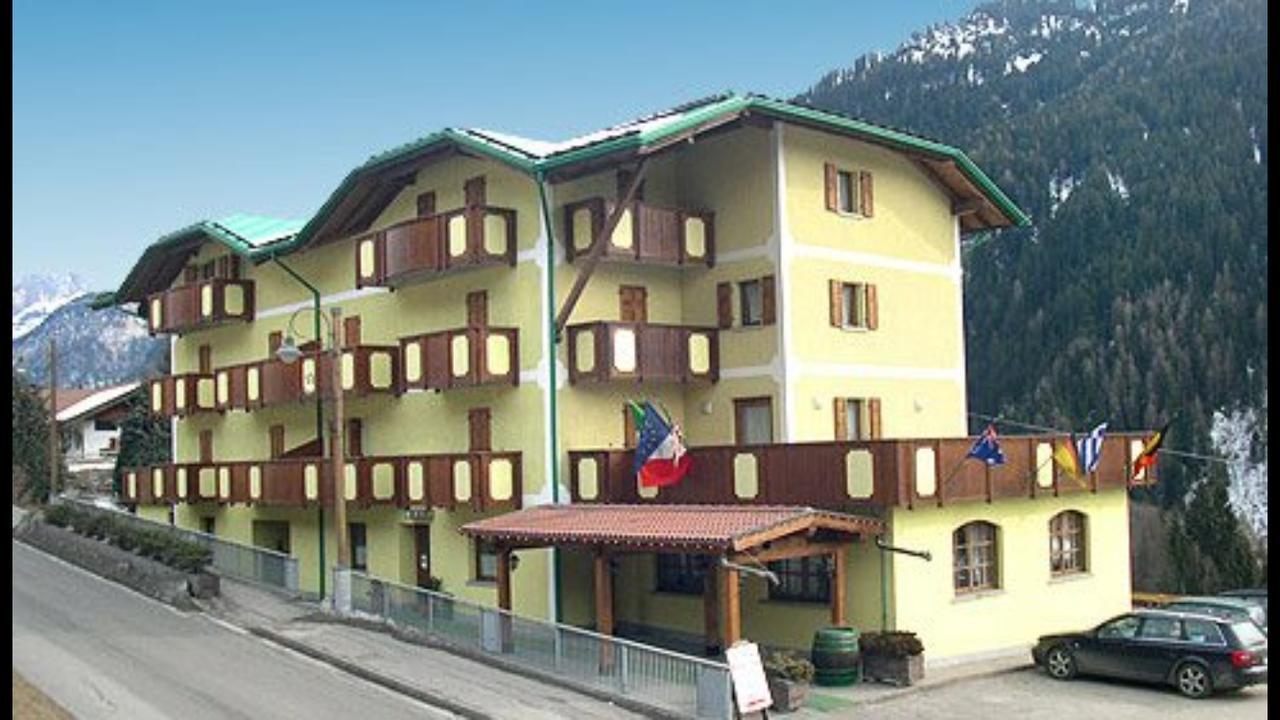 Hotel Tosa Madonna Exterior foto